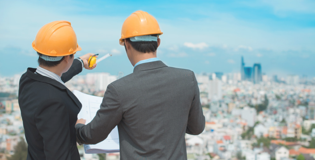 Two Engineering master discuss on design